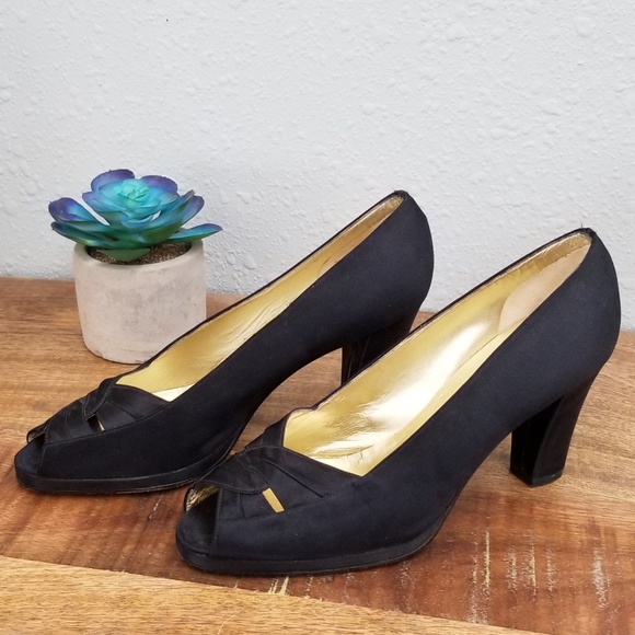 NWOT Vintage Bottega Veneta Peep Toe Satin Heels - Picture 2 of 7